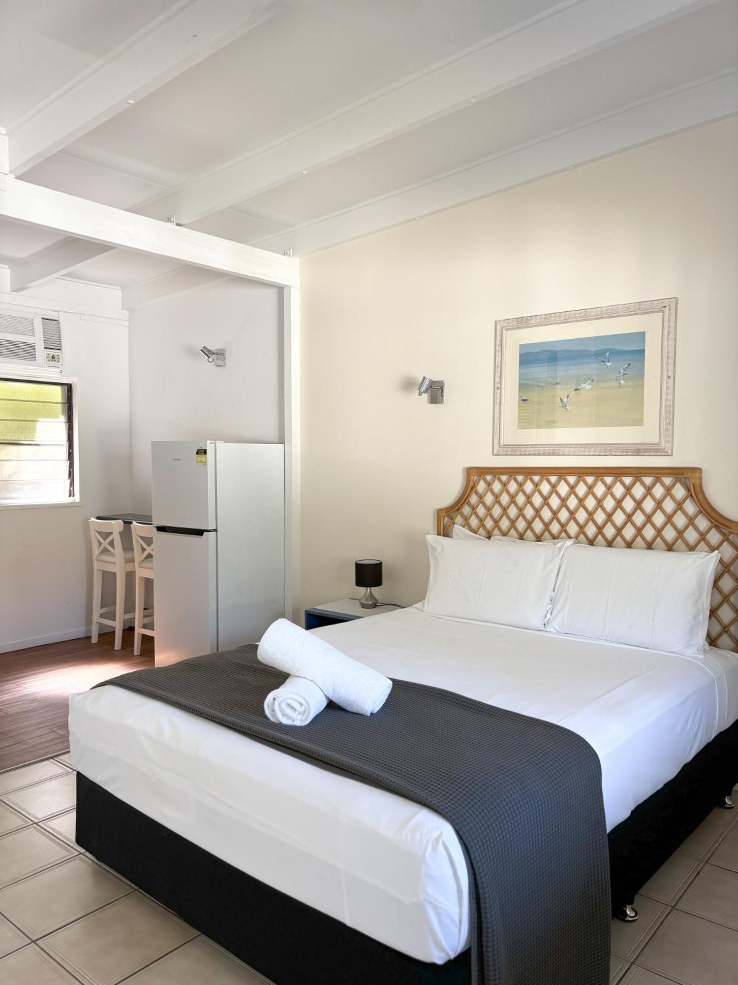 Amaroo On Mandalay, Magnetic Island Hotell Nelly Bay Eksteriør bilde