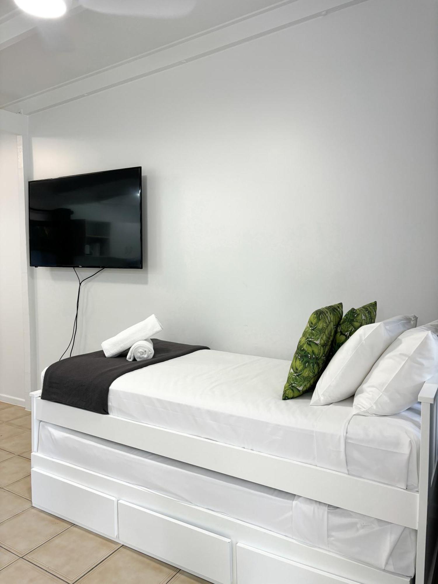Amaroo On Mandalay, Magnetic Island Hotell Nelly Bay Eksteriør bilde